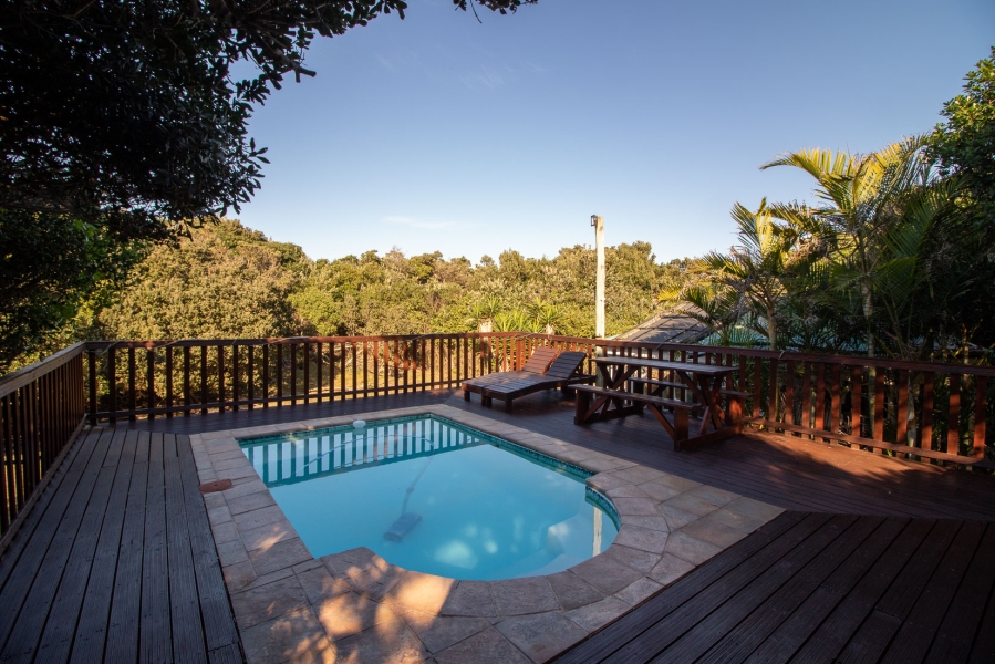 4 Bedroom Property for Sale in West Beach Eastern Cape